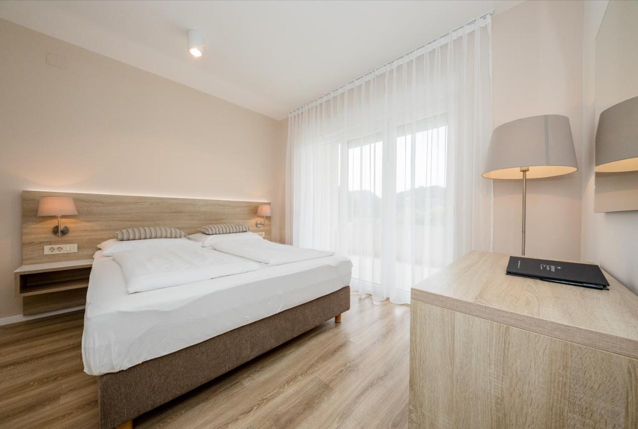 B&B Vila Sabbia Lopar Bagian luar foto